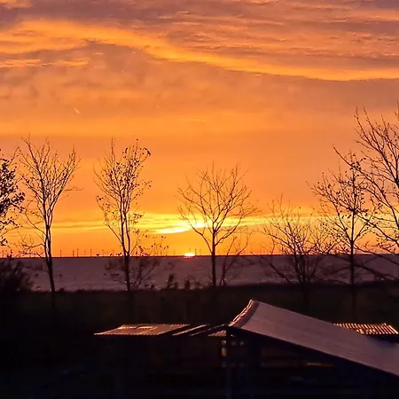 Panzió Sunset Bed & No Breakfast *