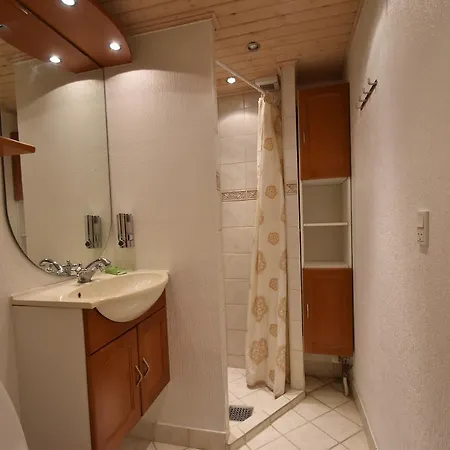 Sunset Bed & No Breakfast *